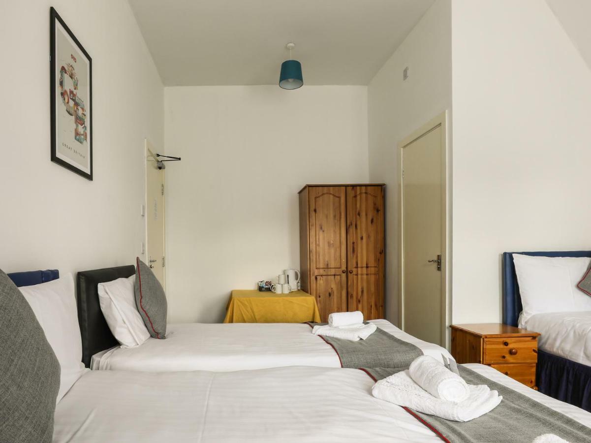 Oyo Hala Guest House Manchester Eksteriør billede